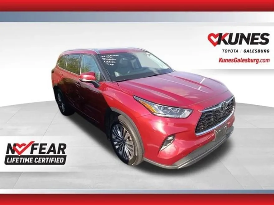 2022 Toyota Highlander Platinum photo 1
