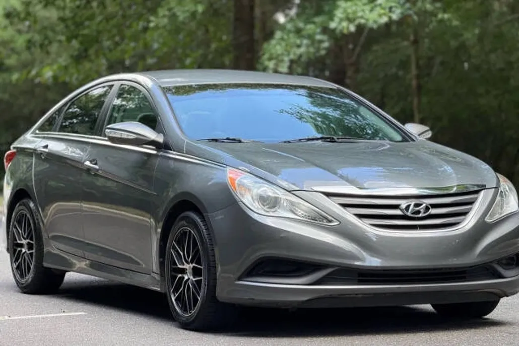 2014 Hyundai Sonata GLS photo 1