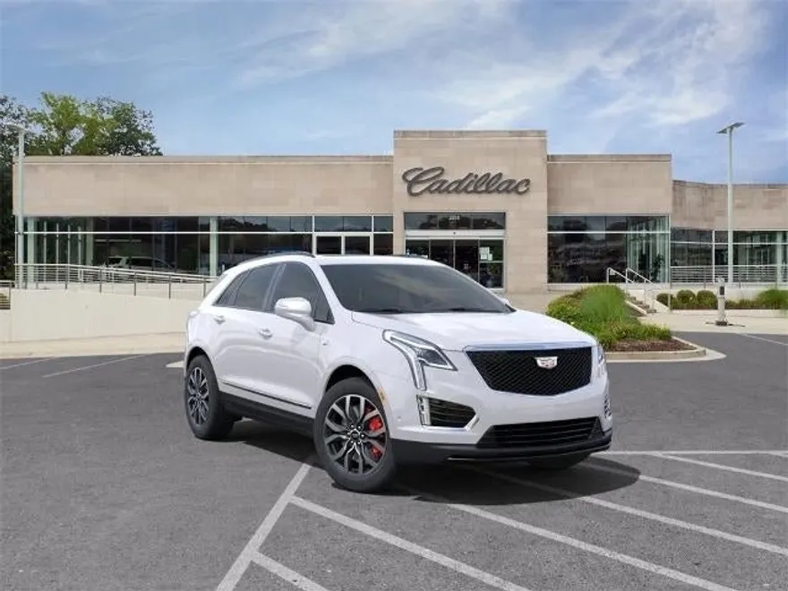 2024 Cadillac XT5 Sport photo 1