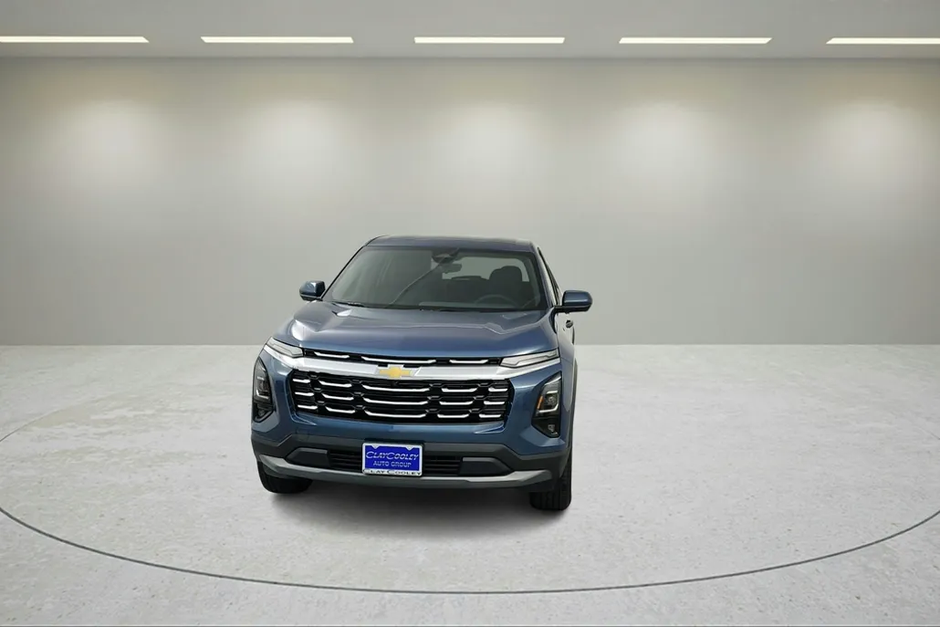 2026 Chevrolet Equinox LT photo 1