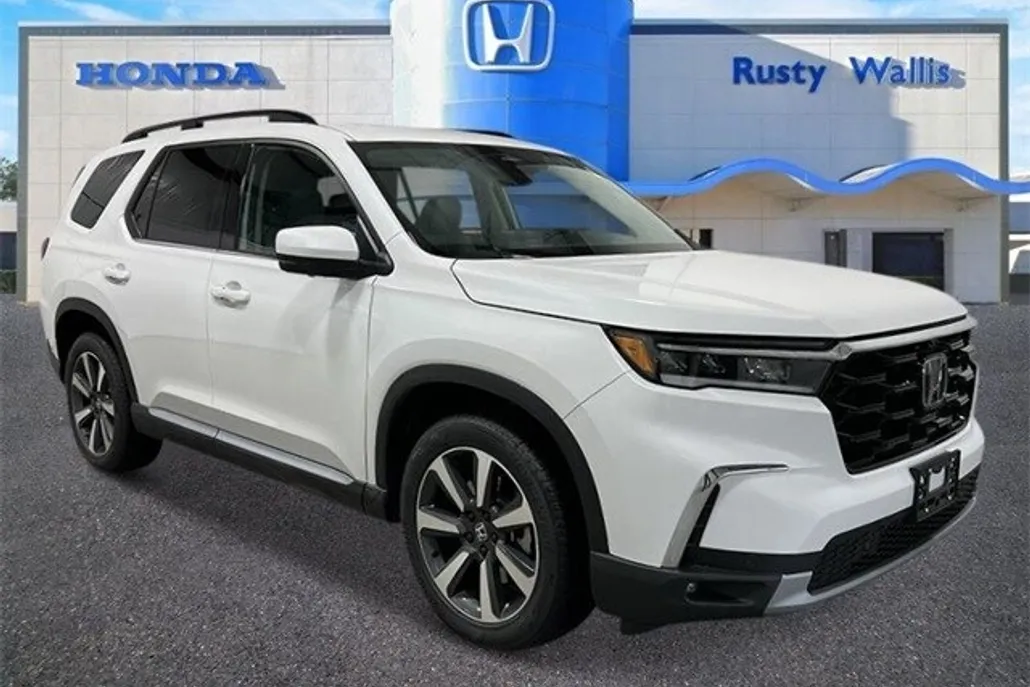 2025 Honda Pilot Elite photo 1