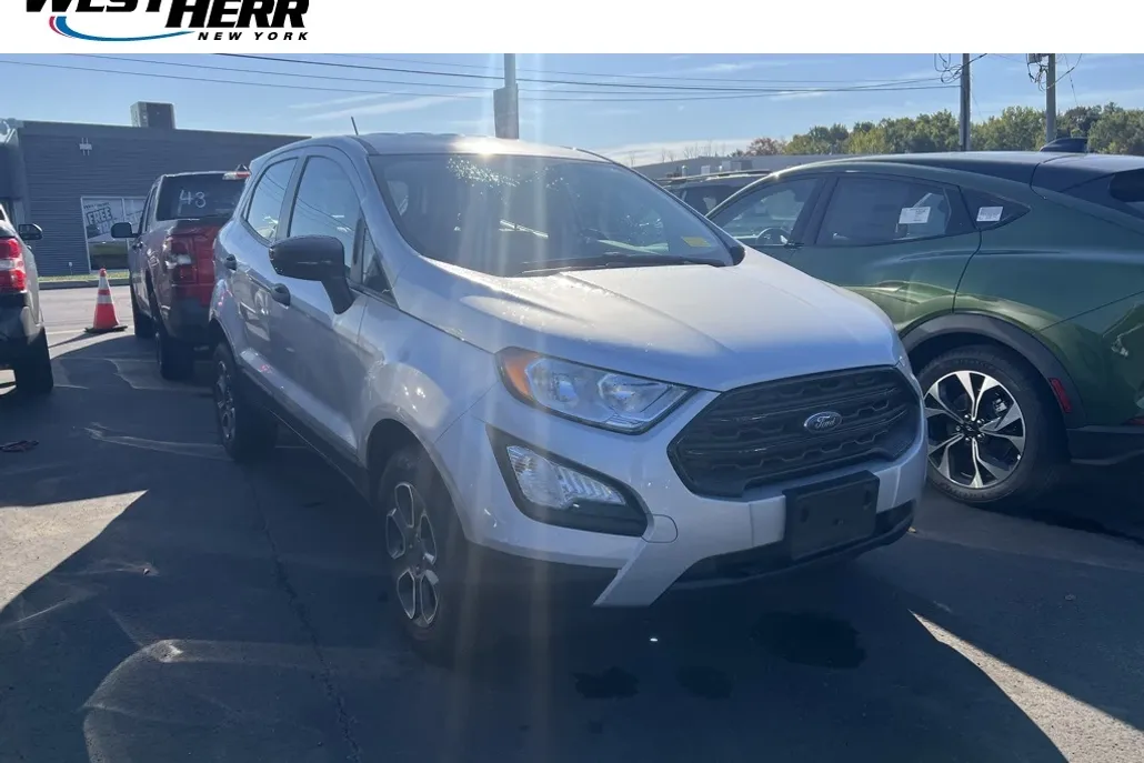 2022 Ford EcoSport S photo 1
