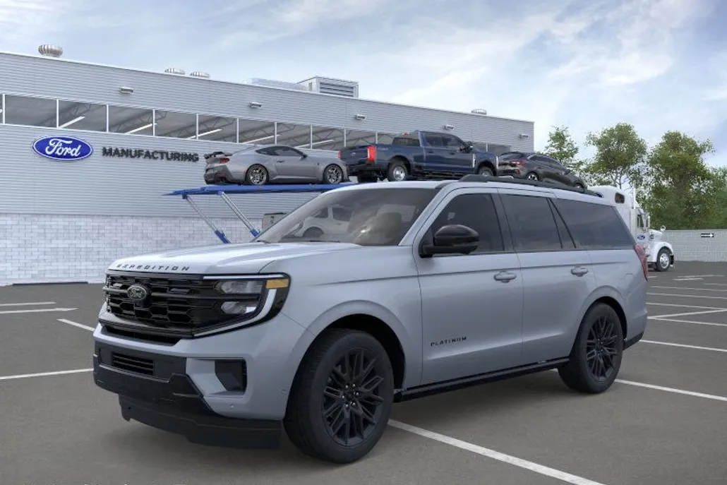 2025 Ford Expedition Platinum photo 1