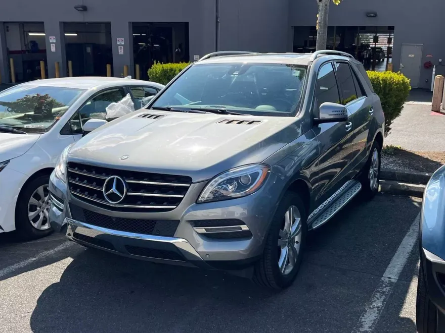 2015 Mercedes Benz ML 350 photo 1