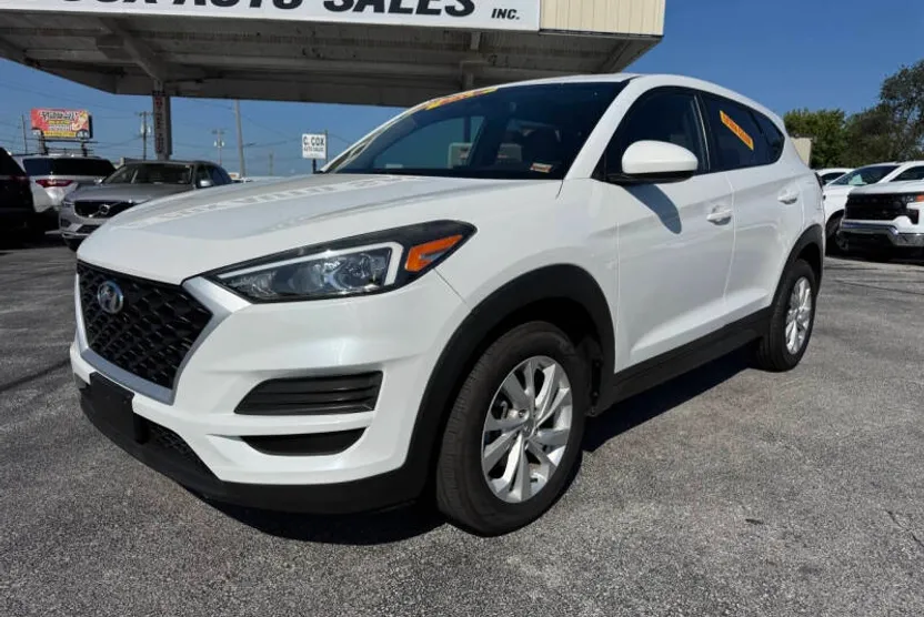 2020 Hyundai Tucson SE photo 1