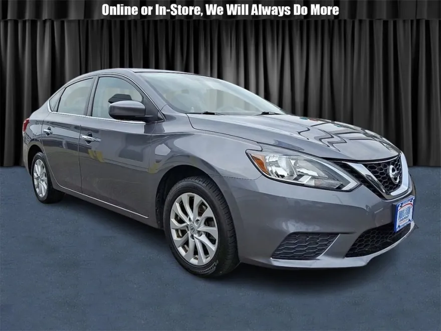 2019 Nissan Sentra SV photo 1