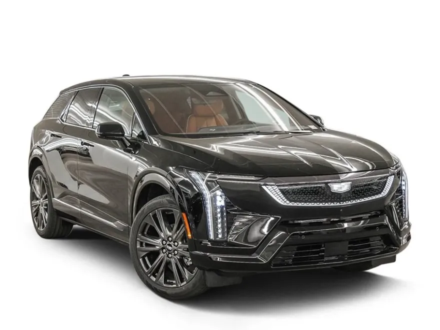 2025 Cadillac Optiq Sport photo 1