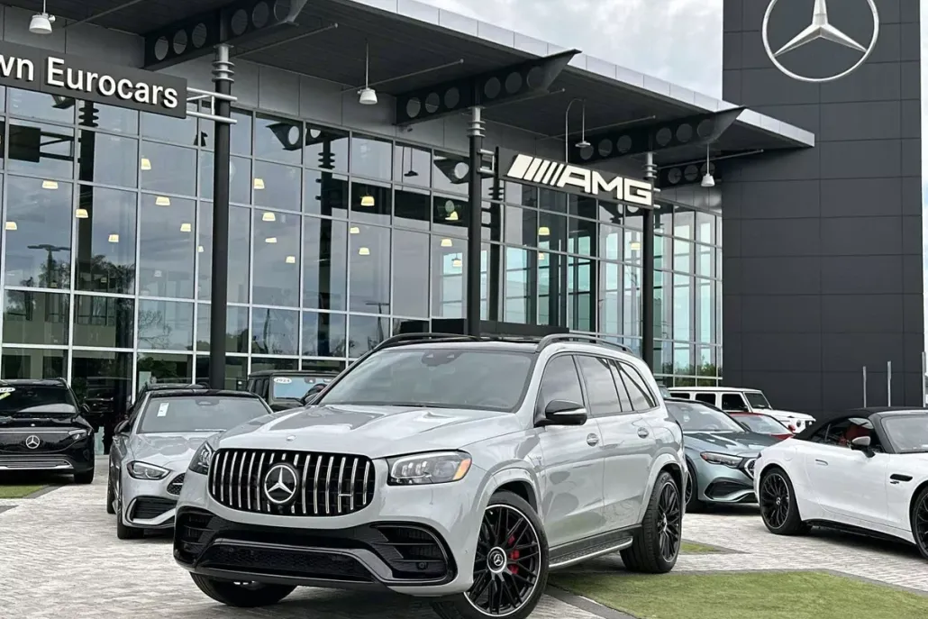 2025 Mercedes Benz GLS 63 AMG photo 1