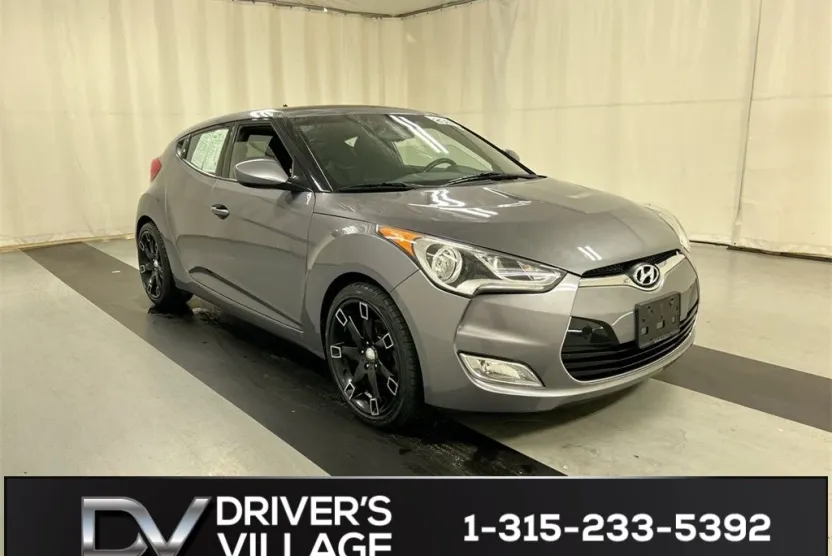 2017 Hyundai Veloster Value Edition photo 1