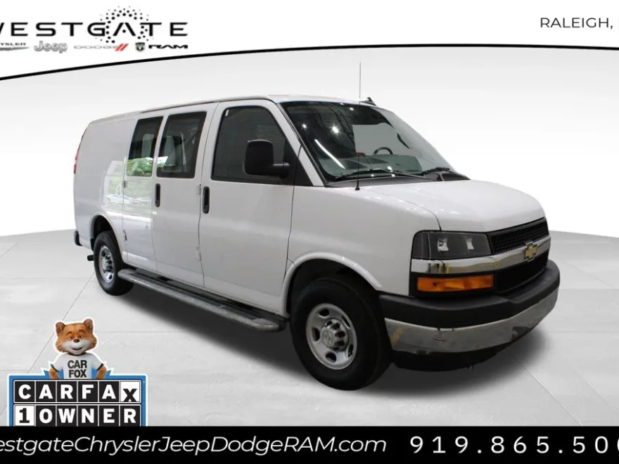 2023 Chevrolet Express 2500 Work Cargo Van photo 1
