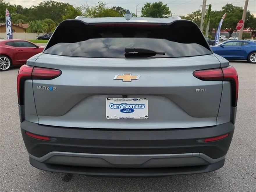 2024 Chevrolet Blazer EV photo 1