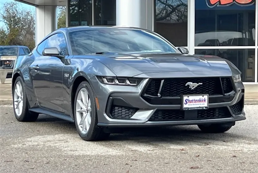 2025 Ford Mustang GT Premium photo 1