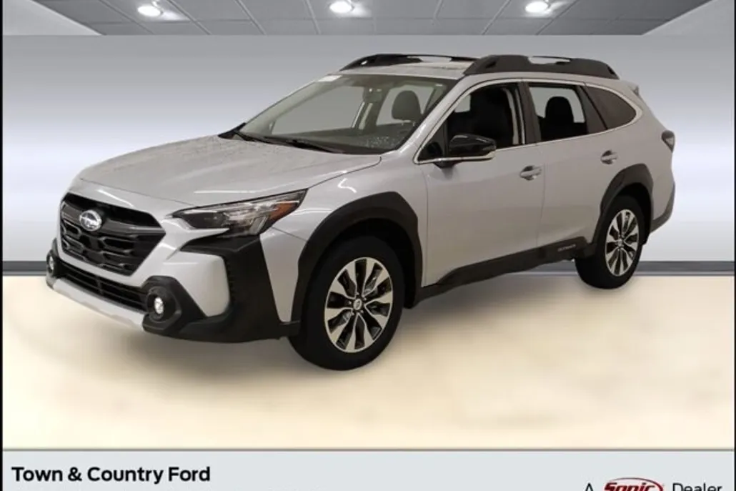 2023 Subaru Outback Limited XT photo 1