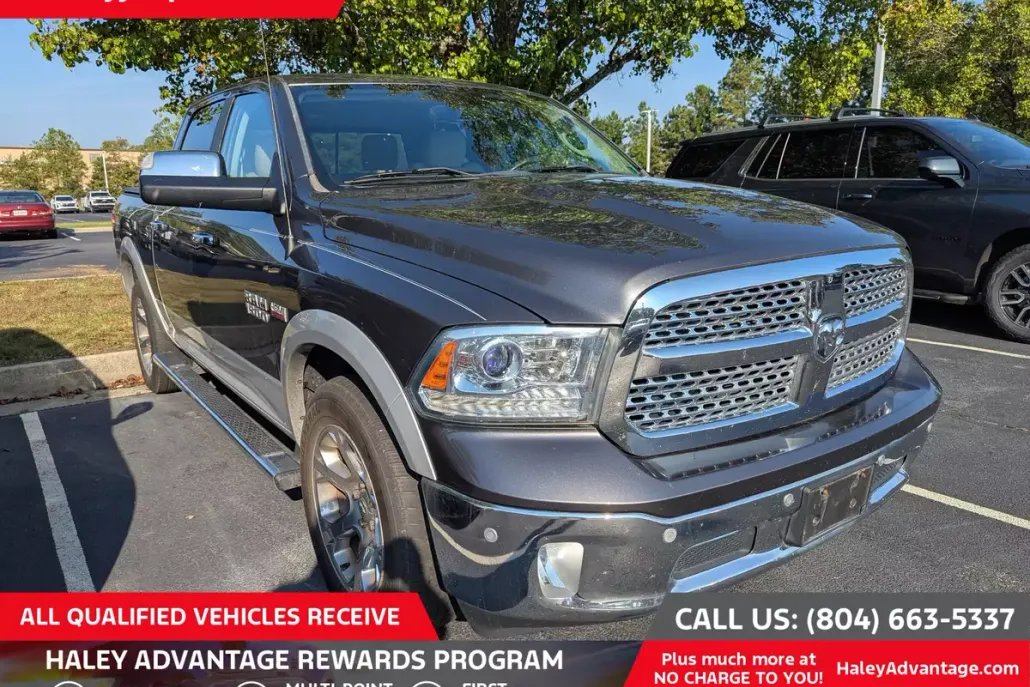 2016 Ram 1500 Laramie photo 1
