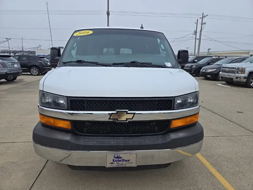 2016 Chevrolet Express 3500 LT Passenger Van photo 1