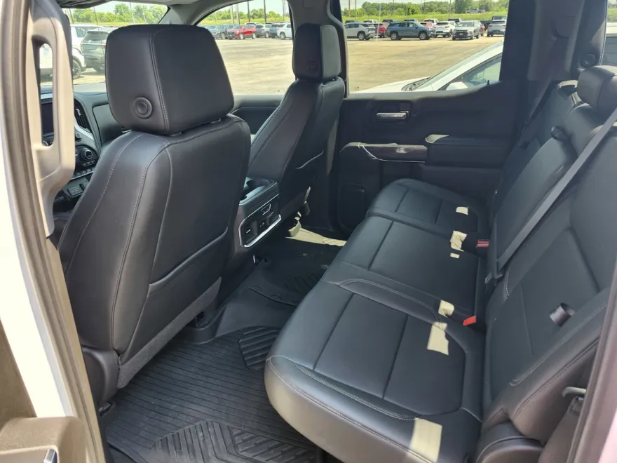 2021 Chevrolet Silverado 1500 LTZ photo 1