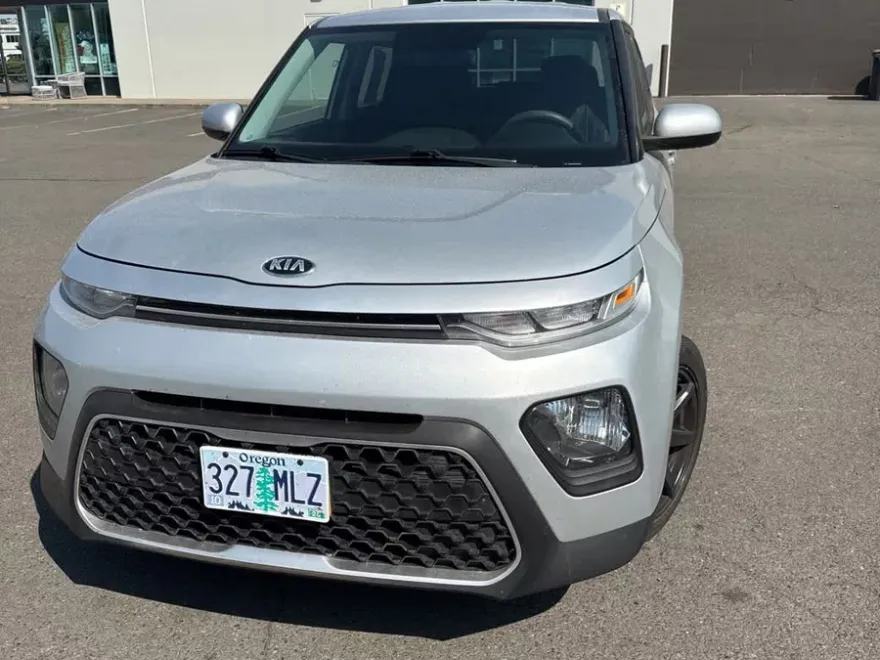 2021 Kia Soul LX photo 1