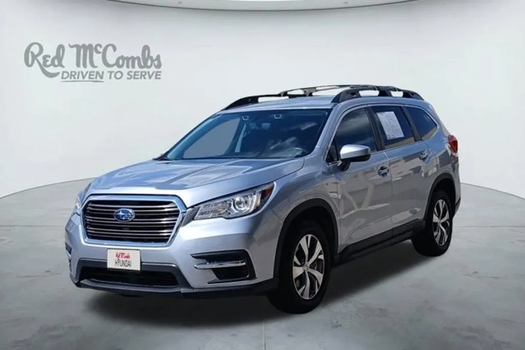 2022 Subaru Ascent Premium photo 1