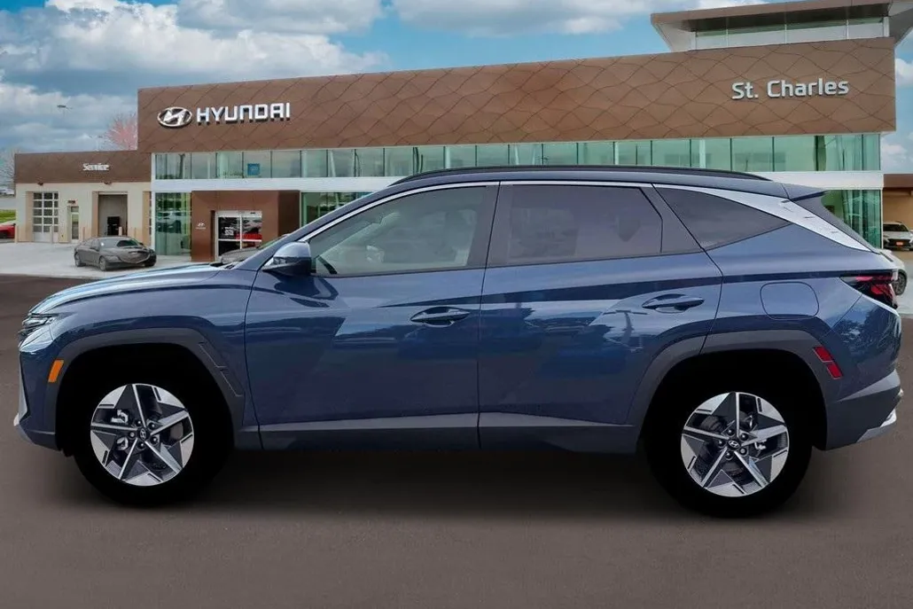 2026 Hyundai Tucson SEL photo 1