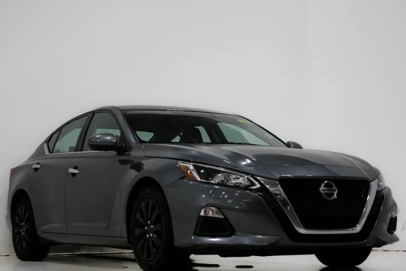 2020 Nissan Altima 2.5 S photo 1