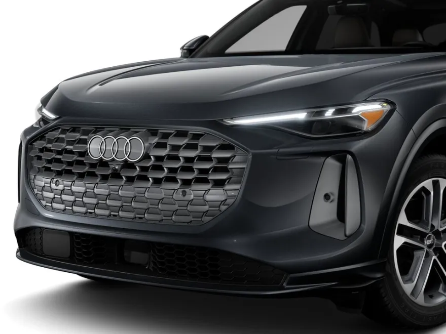 2025 Audi Q5 2.0T Prestige photo 1