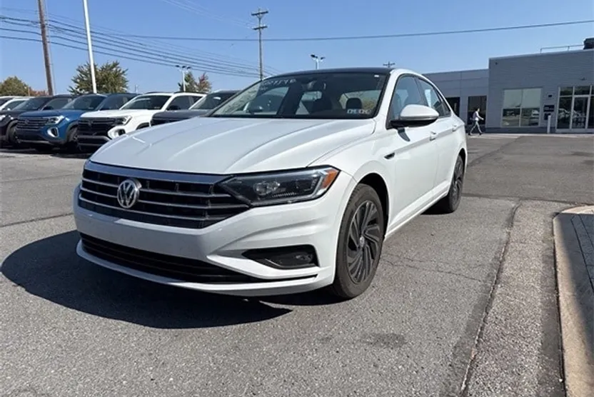 2019 Volkswagen Jetta 1.4T SEL Premium photo 1