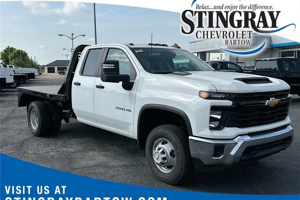 2024 Chevrolet Silverado 3500HD photo 1