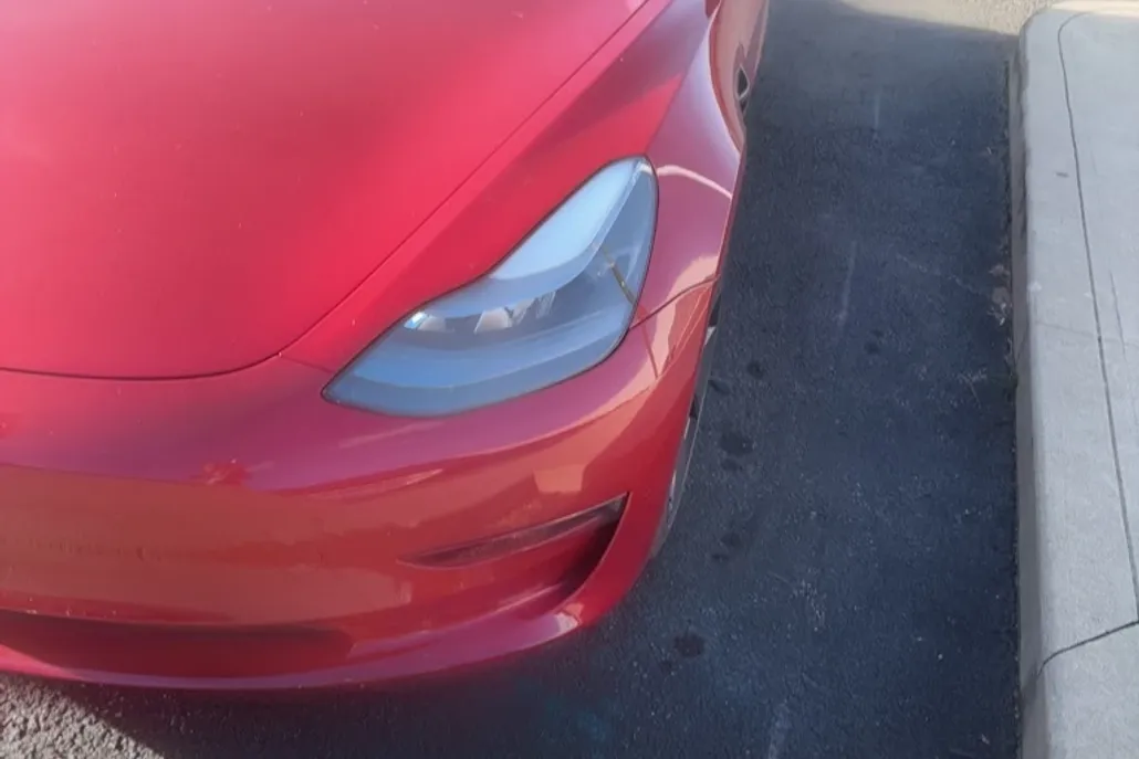 2023 Tesla Model 3 photo 1