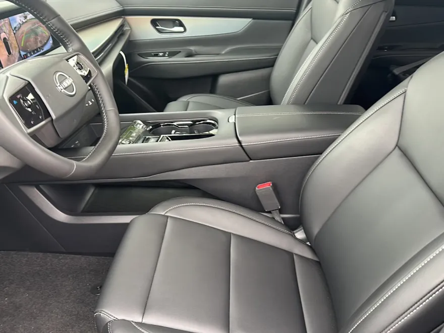 2025 Nissan Murano SL photo 1