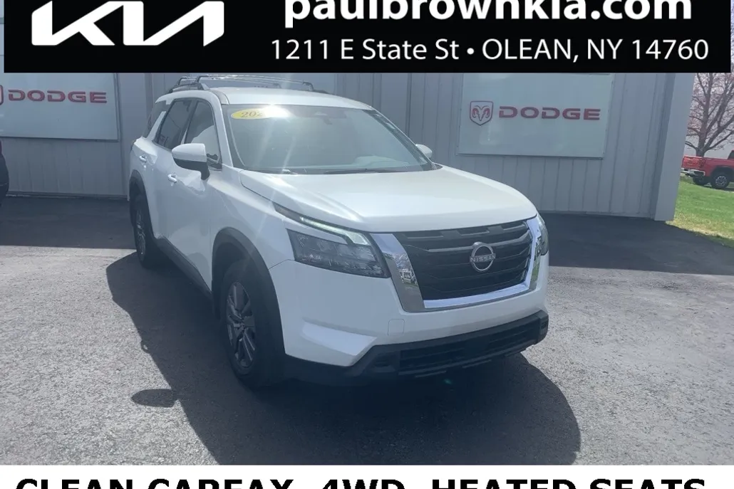 2024 Nissan Pathfinder SV photo 1