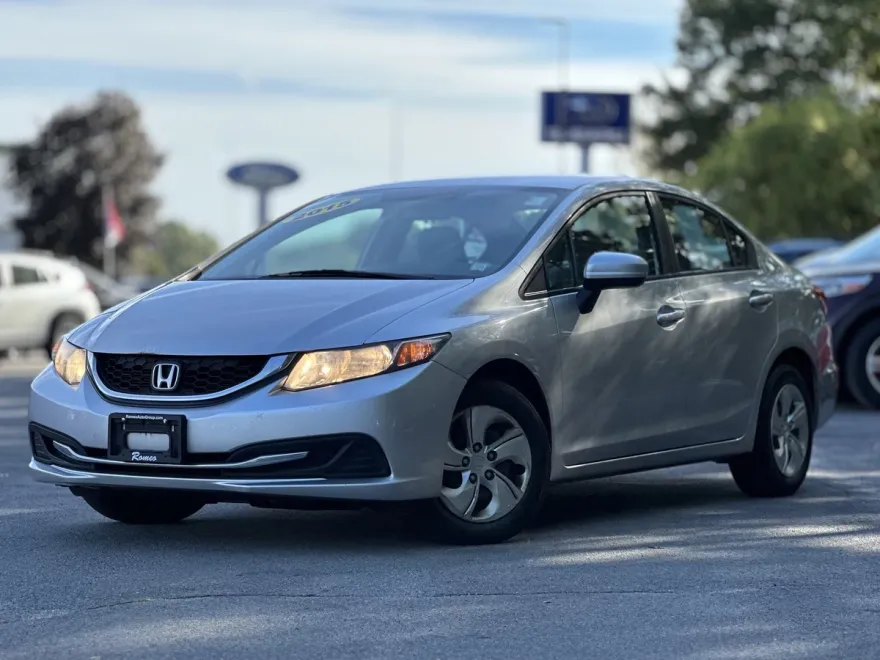 2015 Honda Civic LX photo 1