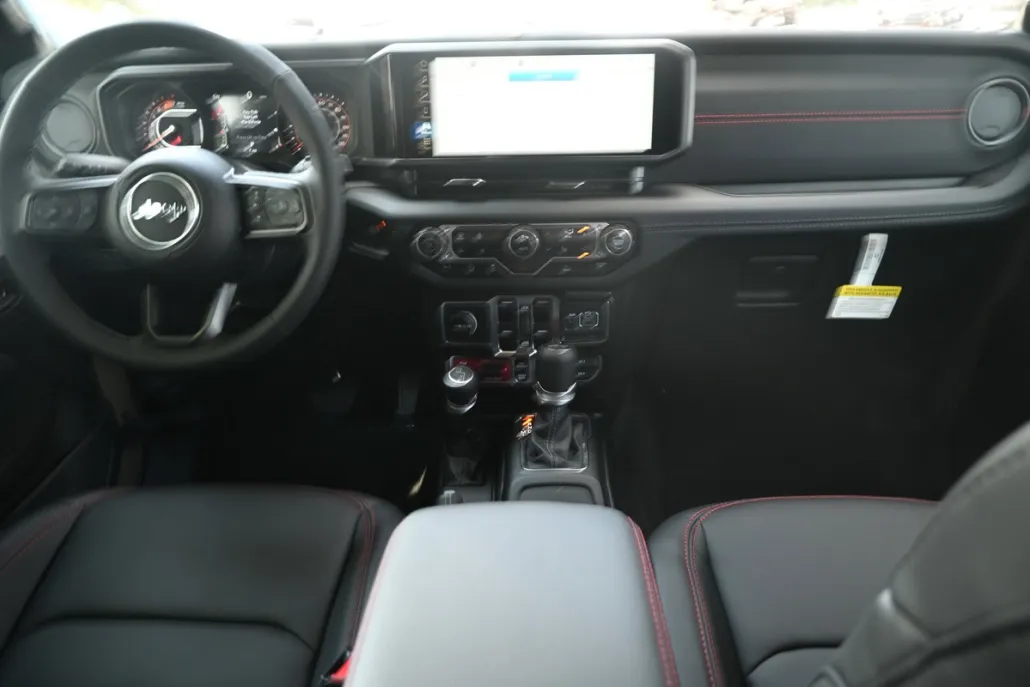 2025 Jeep Wrangler Rubicon photo 1