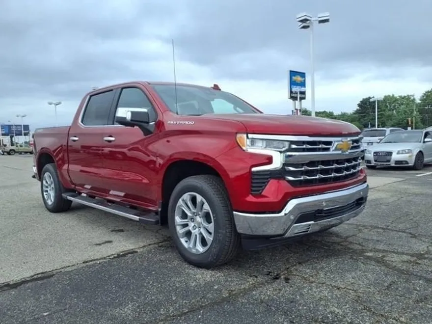 2025 Chevrolet Silverado 1500 LTZ photo 1