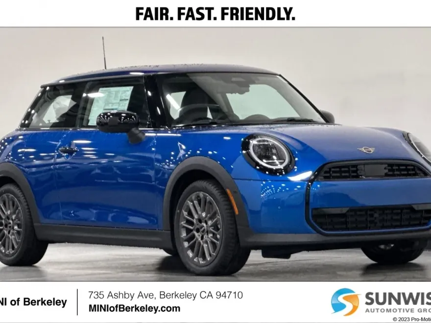 2025 Mini Cooper 2 Door Hardtop Signature photo 1