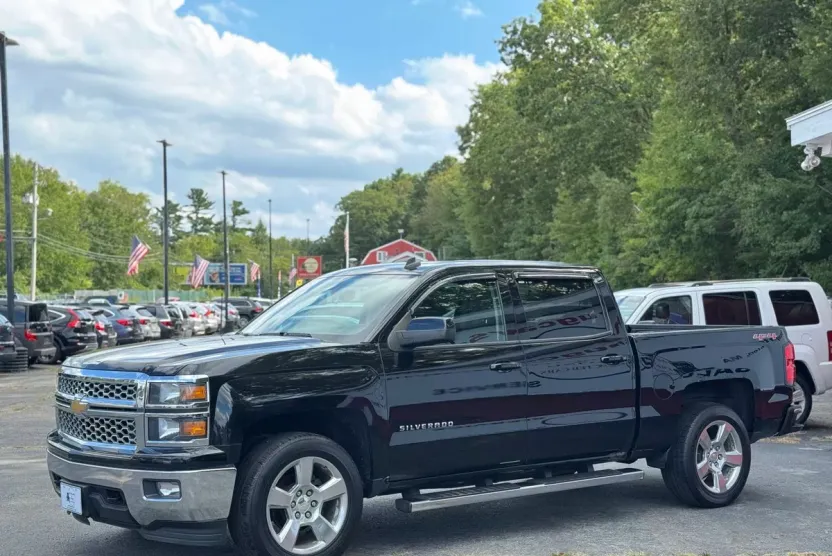 2014 Chevrolet Silverado 1500 LT photo 1