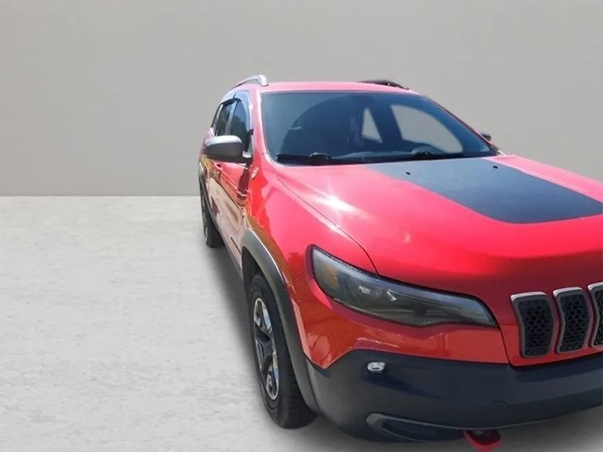 2019 Jeep Cherokee Trailhawk photo 1