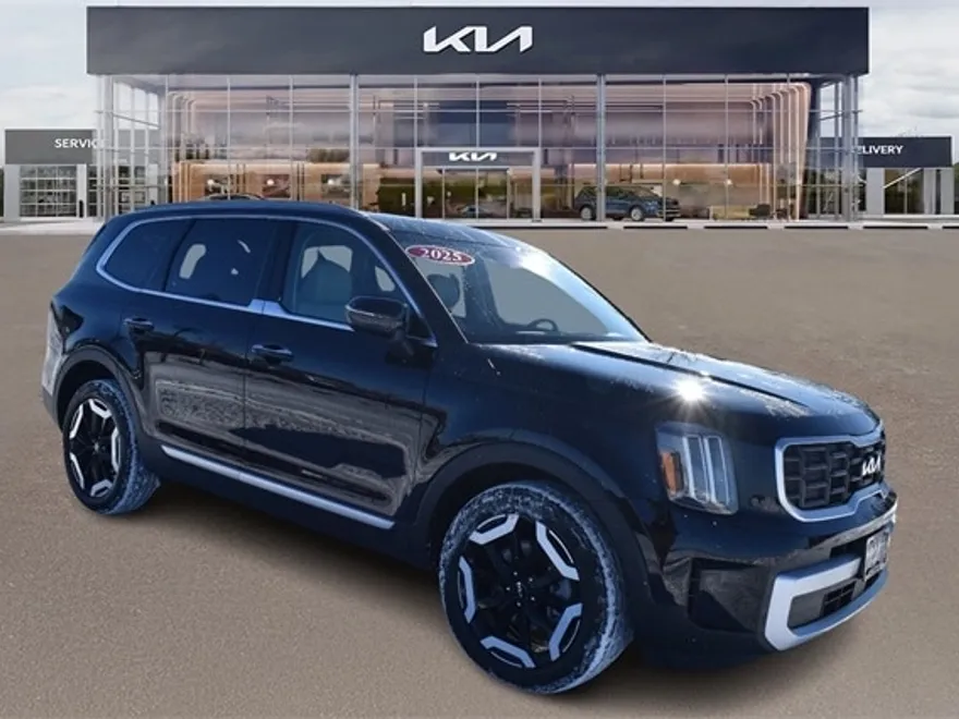 2025 Kia Telluride S photo 1