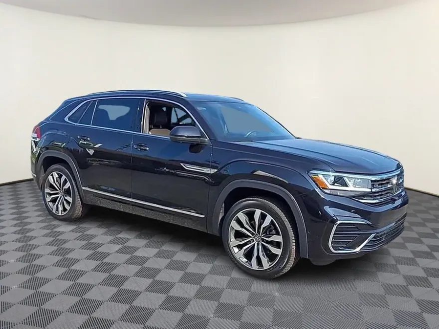 2022 Volkswagen Atlas Cross Sport V6 SEL Premium R-Line photo 1