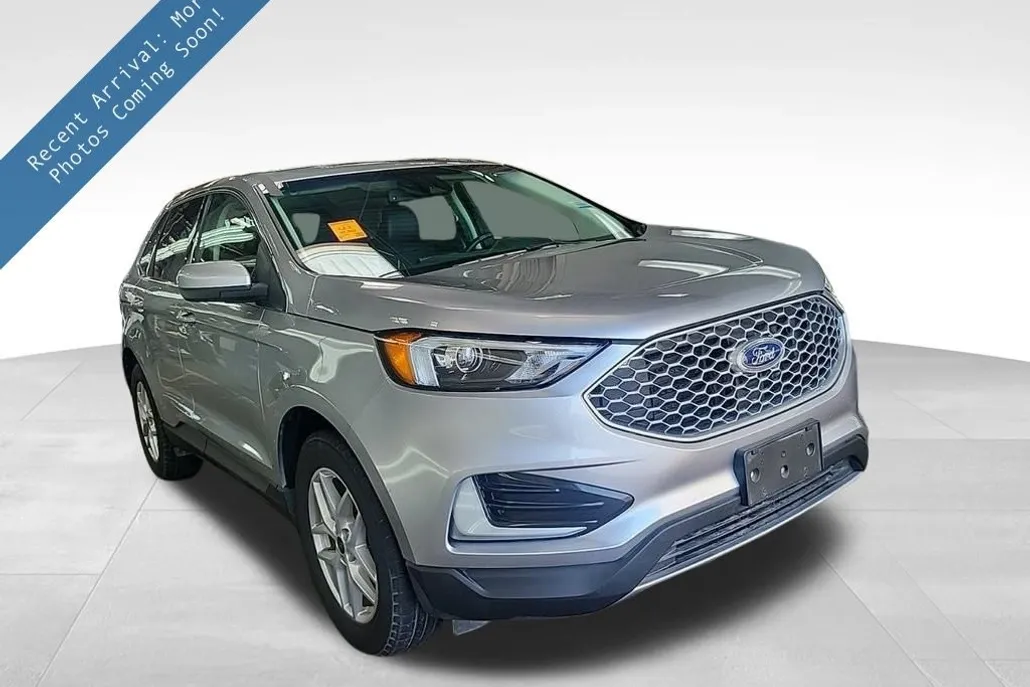 2024 Ford Edge SEL photo 1