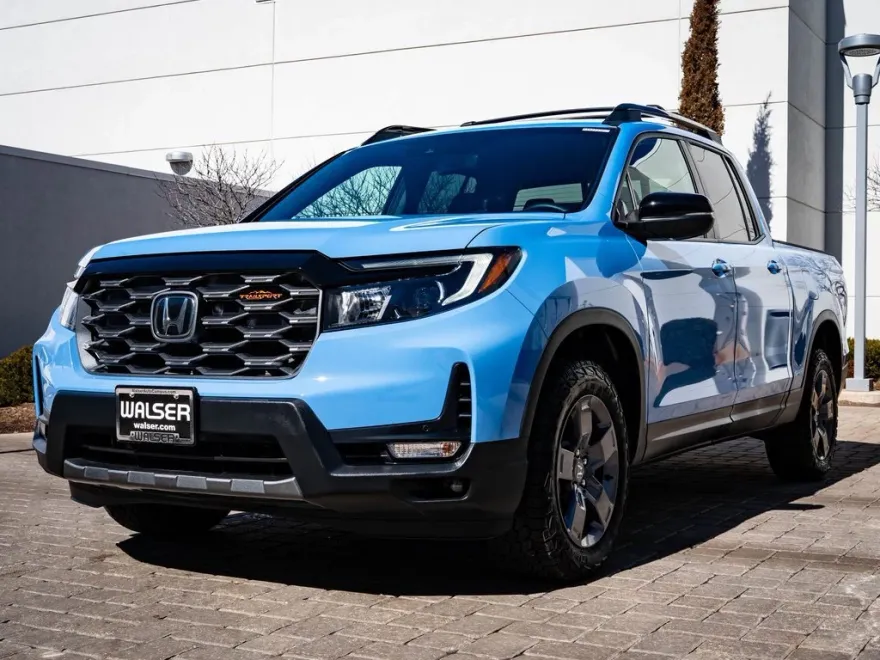 2024 Honda Ridgeline TrailSport photo 1