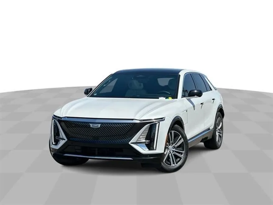 2025 Cadillac Lyriq Luxury photo 1