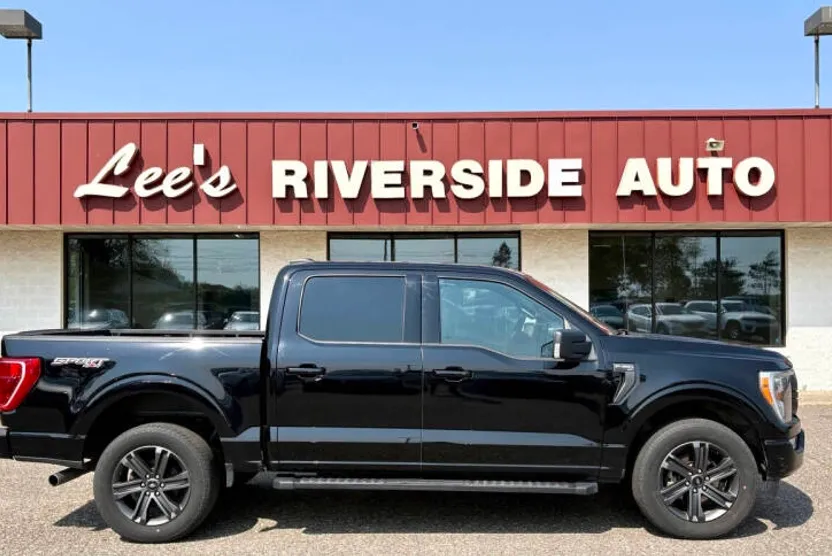 2023 Ford F-150 XLT photo 1