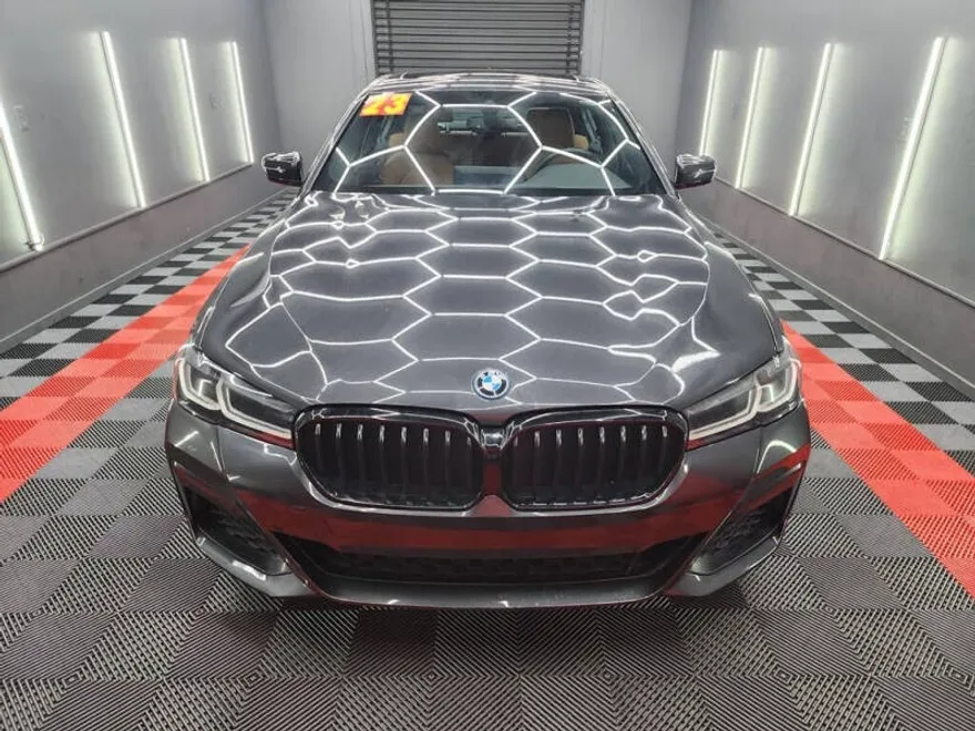 2023 Bmw 530e 5-Series photo 1
