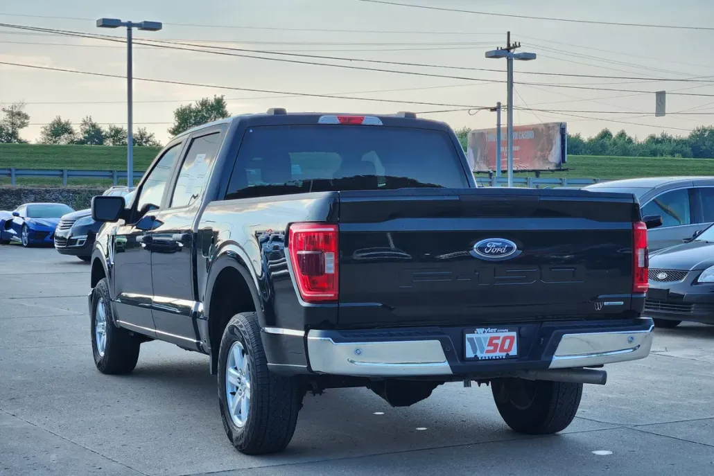 2022 Ford F-150 XLT photo 1