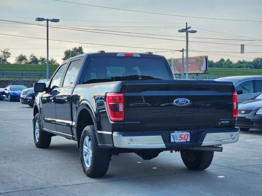 2022 Ford F-150 XLT photo 1