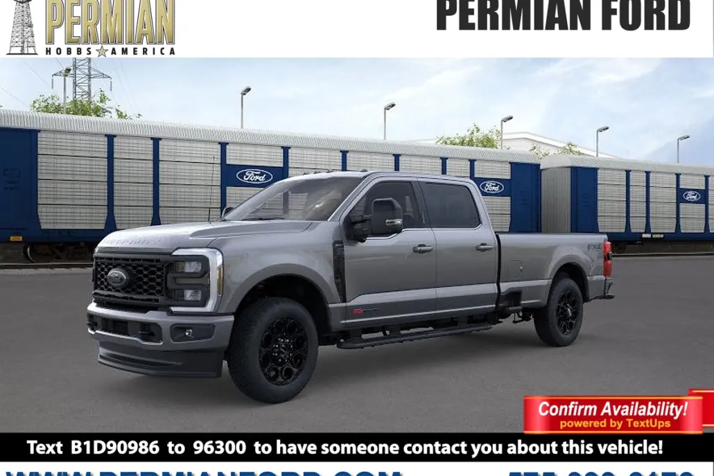 2025 Ford F-350 Lariat photo 1