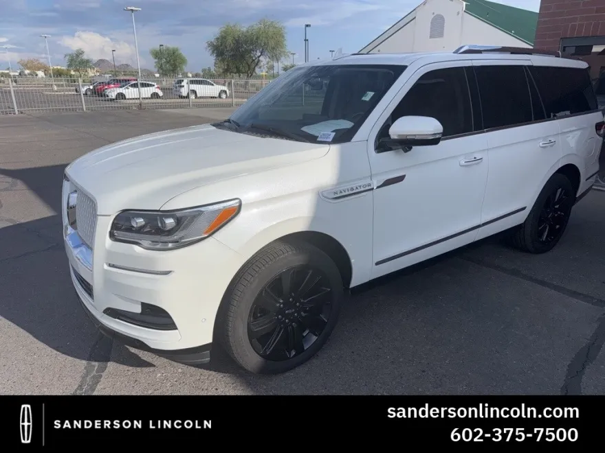 2023 Lincoln Navigator Reserve photo 1