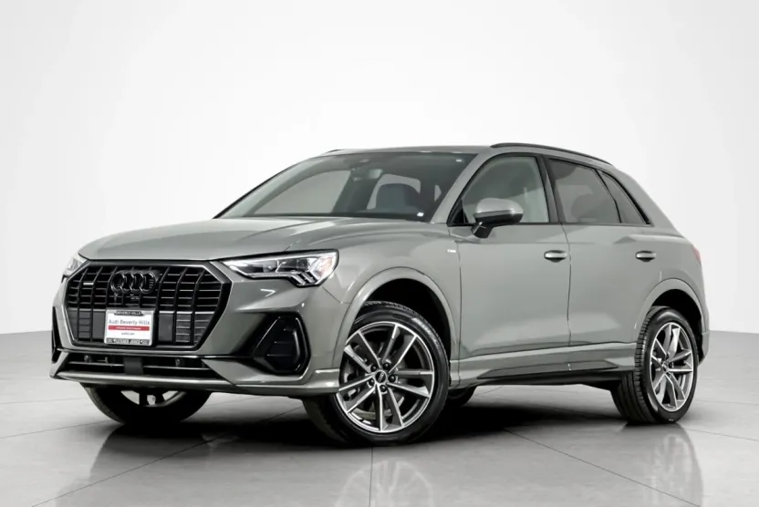 2025 Audi Q3 S line Premium 45 TFSI photo 1