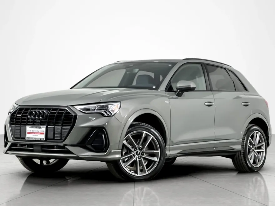 2025 Audi Q3 S line Premium 45 TFSI photo 1