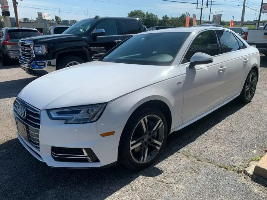 2017 Audi A4 TFSI Premium photo 1